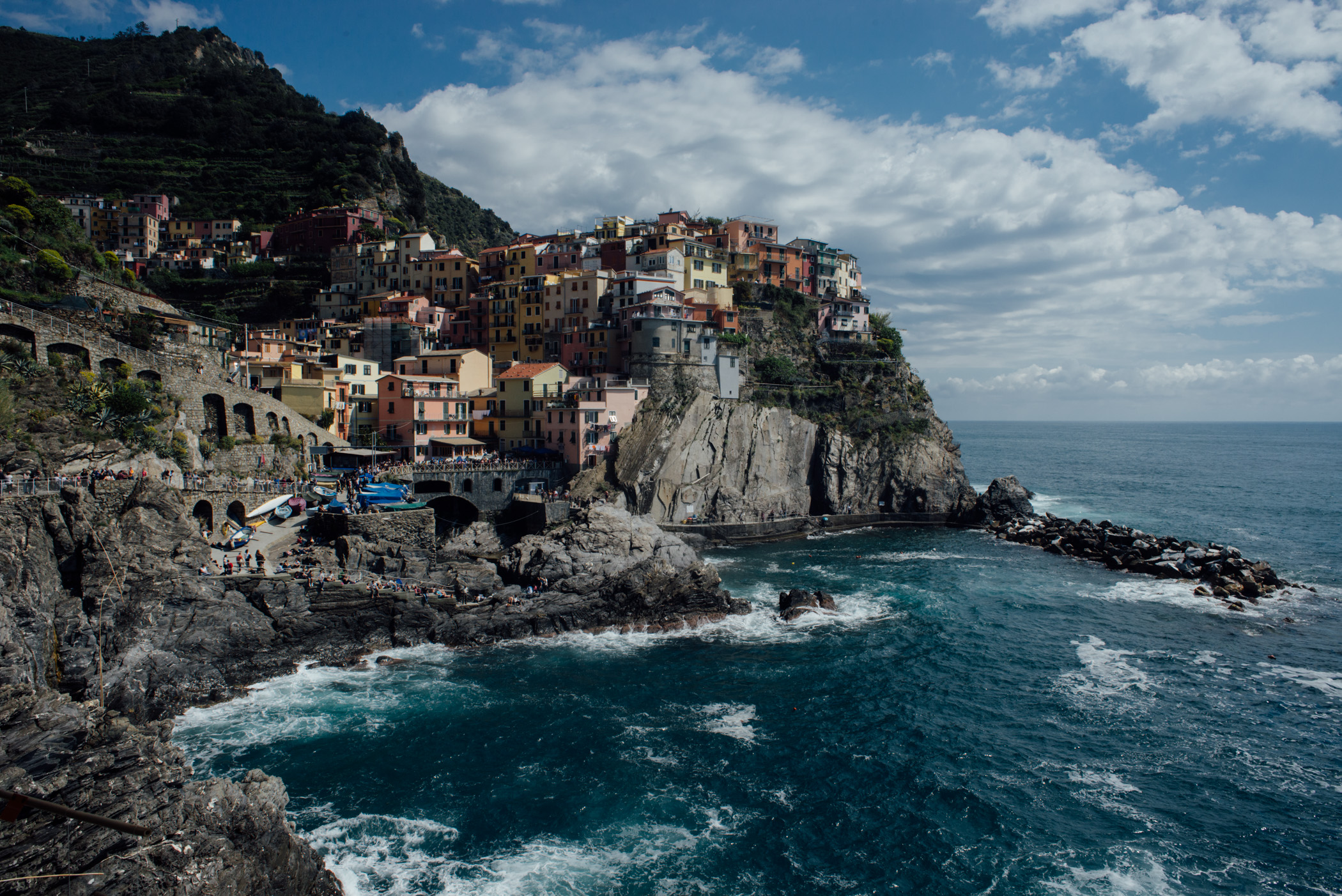Liguria, Italia – Cinque Terre, including Riomaggiore, Manarola, Corniglia, Vernazz and Monterosso, with Malik and Morgan.